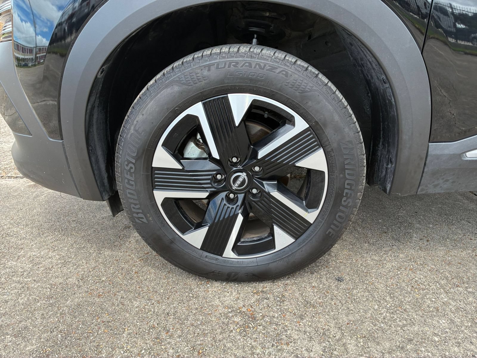 Used 2026 Nissan Kicks SV w/ Cold Weather Package AWD/4WD image 28