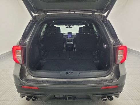 Used 2020 Ford Explorer ST w/ ST Street Pack AWD/4WD image 29