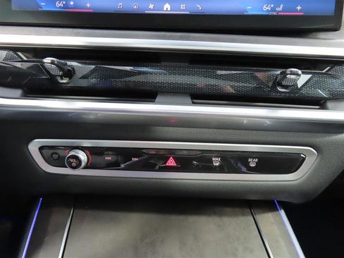 Used 2024 BMW X5 sDrive40i w/ Premium Package RWD image 30