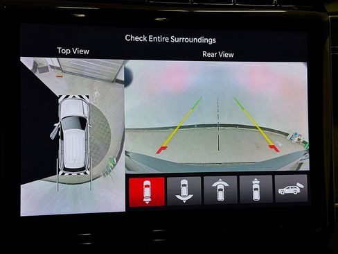 Used 2023 Jeep Grand Cherokee L Limited w/ Luxury Tech Group II image 23