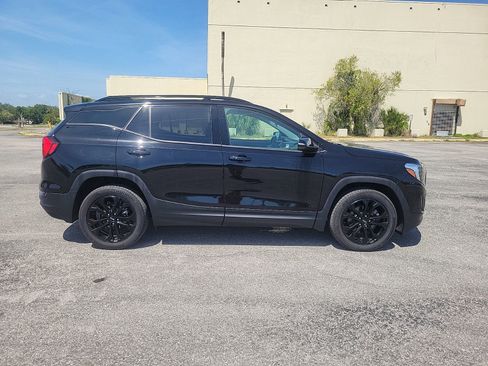 Used 2020 GMC Terrain SLT w/ Preferred Package AWD/4WD image 5