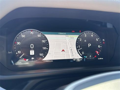 Used 2025 Land Rover Defender 110 S image 22