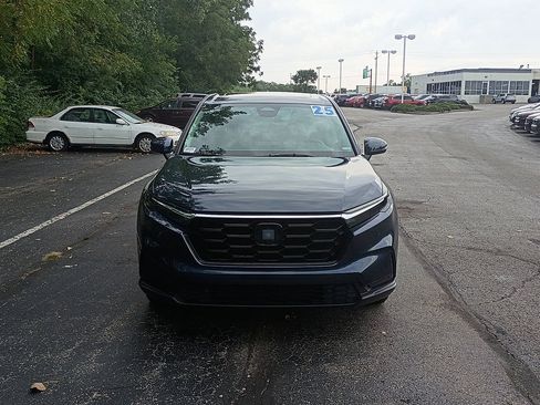 Used 2025 Honda CR-V EX-L image 8