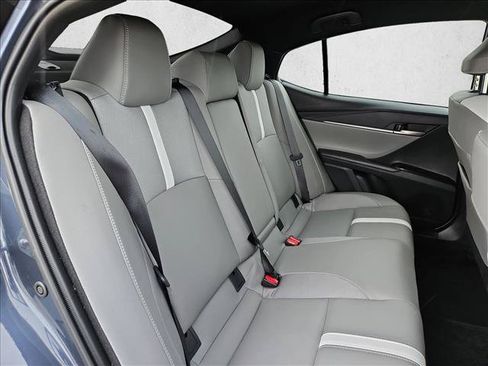 Used 2026 Toyota Camry SE w/ Convenience Package FWD image 16