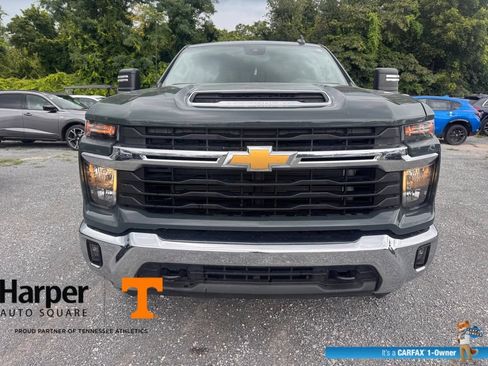 Used 2025 Chevrolet Silverado 2500 LT AWD/4WD image 7