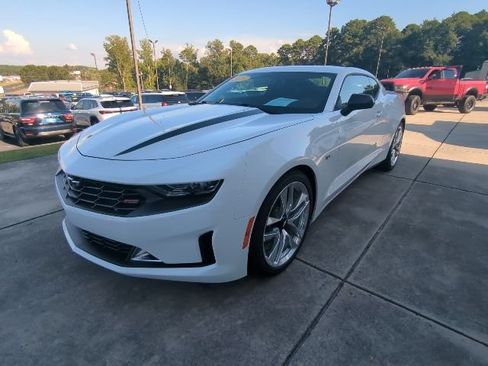 Used 2021 Chevrolet Camaro LT w/ RS Package RWD image 3
