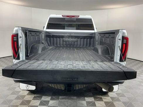 Used 2025 GMC Sierra 2500 AT4X w/ AT4X AEV Edition AWD/4WD image 7