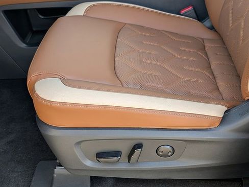 New 2026 Nissan Pathfinder Platinum w/ Cargo Package image 22