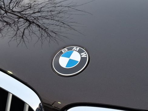 Used 2023 BMW X5 xDrive40i w/ Premium Package image 8