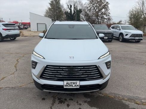 New 2026 Buick Enclave Preferred w/ Power Package image 9