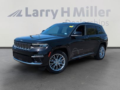 Certified 2023 Jeep Grand Cherokee Summit w/ Luxury Tech Group V