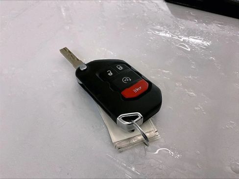 Used 2023 Jeep Wrangler Sahara w/ Cold Weather Group image 9