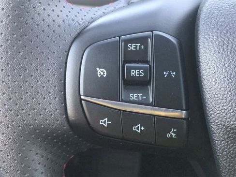 Used 2025 Ford Escape ST-Line image 23