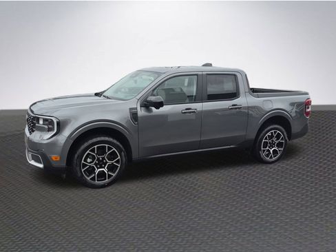 New 2025 Ford Maverick Lariat w/ 4K Tow Package image 2