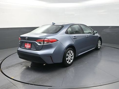 Used 2024 Toyota Corolla LE FWD image 8