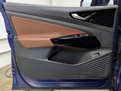 Used 2021 Volkswagen ID.4 Pro S image 13