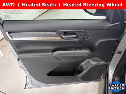 Used 2025 GMC Terrain Elevation image 9