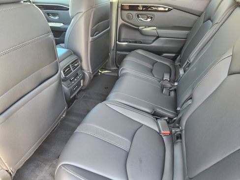 Certified 2025 Honda Pilot EX-L image 29