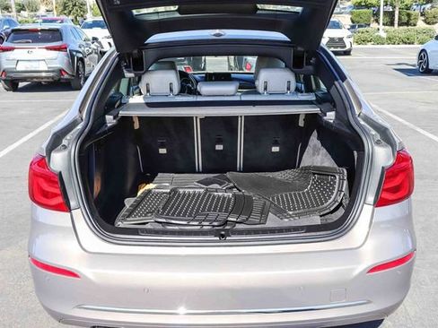 Used 2018 BMW 330i Gran Turismo xDrive AWD/4WD image 32