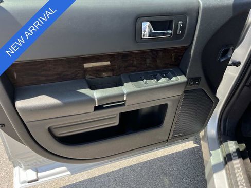 Used 2018 Ford Flex Limited w/ Equipment Group 303A AWD/4WD image 26