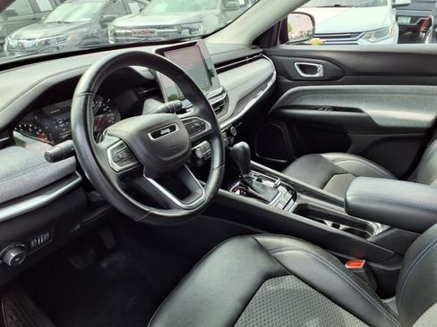 Used 2022 Jeep Compass Latitude w/ Convenience Group AWD/4WD image 11