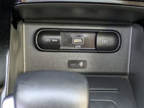 Used 2022 Kia Telluride EX w/ Towing Package image 17