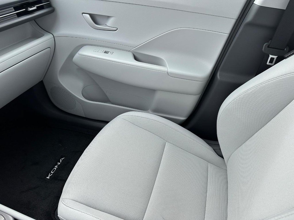 New 2027 Hyundai Kona SEL Sport AWD/4WD image 16