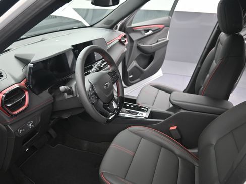 New 2026 Chevrolet TrailBlazer RS w/ Convenience Package AWD/4WD image 24