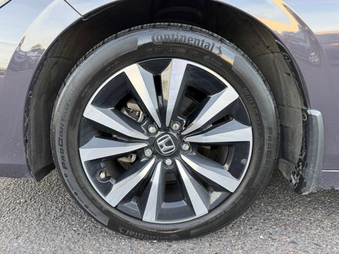 Used 2024 Honda Civic EX-L image 26