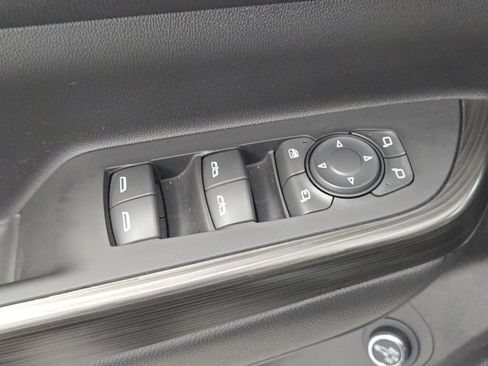 Used 2023 GMC Acadia SLT w/ Preferred Package image 24