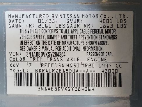 Used 2025 Nissan Sentra SR FWD image 33