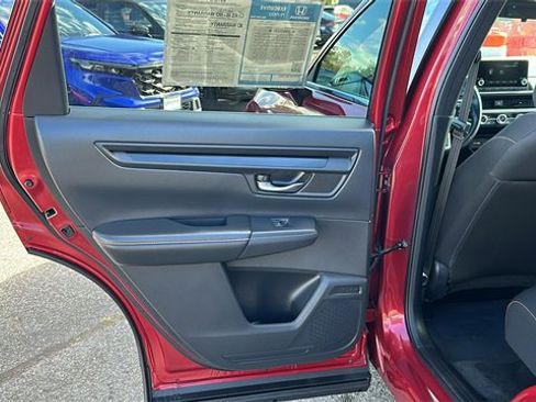 Used 2025 Honda CR-V Sport image 23