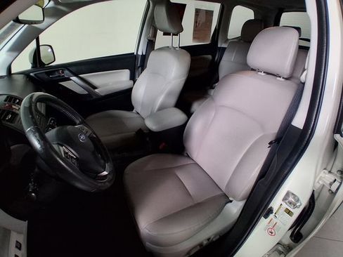 Used 2015 Subaru Forester 2.5i Limited w/ Popular Package #2 AWD/4WD image 10