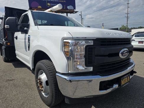 Used 2018 Ford F350 XL w/ Power Equipment Group RWD image 43