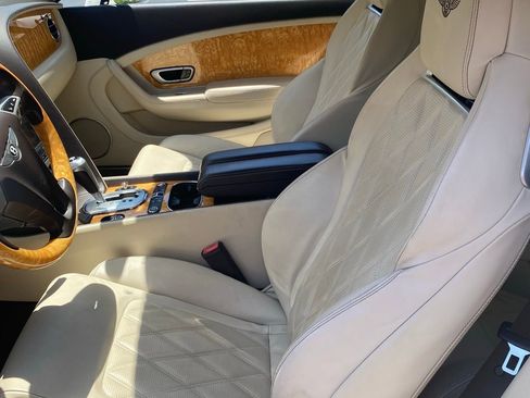 Used 2014 Bentley Continental Mulliner image 21