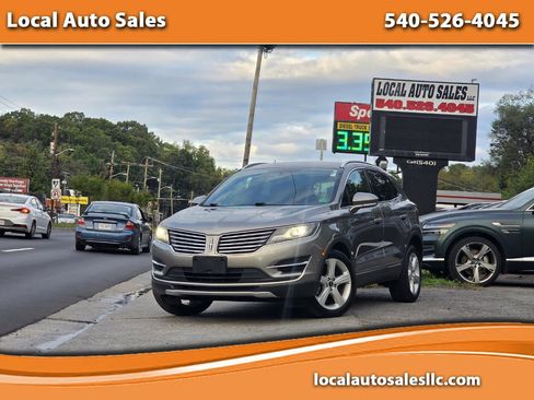 Used 2016 Lincoln MKC Premiere image 1