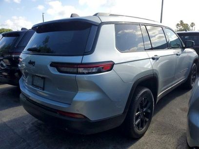 New 2024 Jeep Grand Cherokee L Laredo