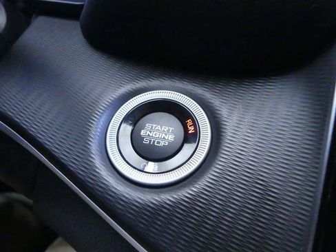 Used 2023 Jeep Grand Cherokee L Laredo w/ Luxury Tech Group I AWD/4WD image 17