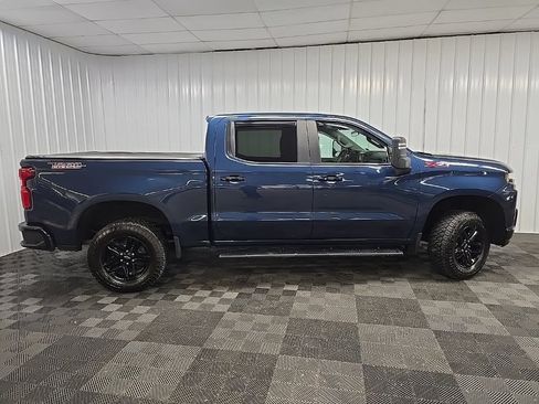 Used 2020 Chevrolet Silverado 1500 LT Trail Boss AWD/4WD image 2