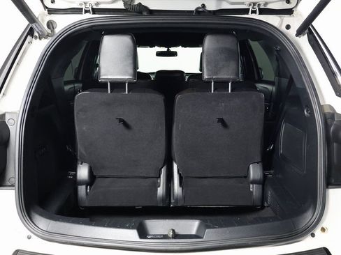 Used 2018 Ford Explorer Sport image 15