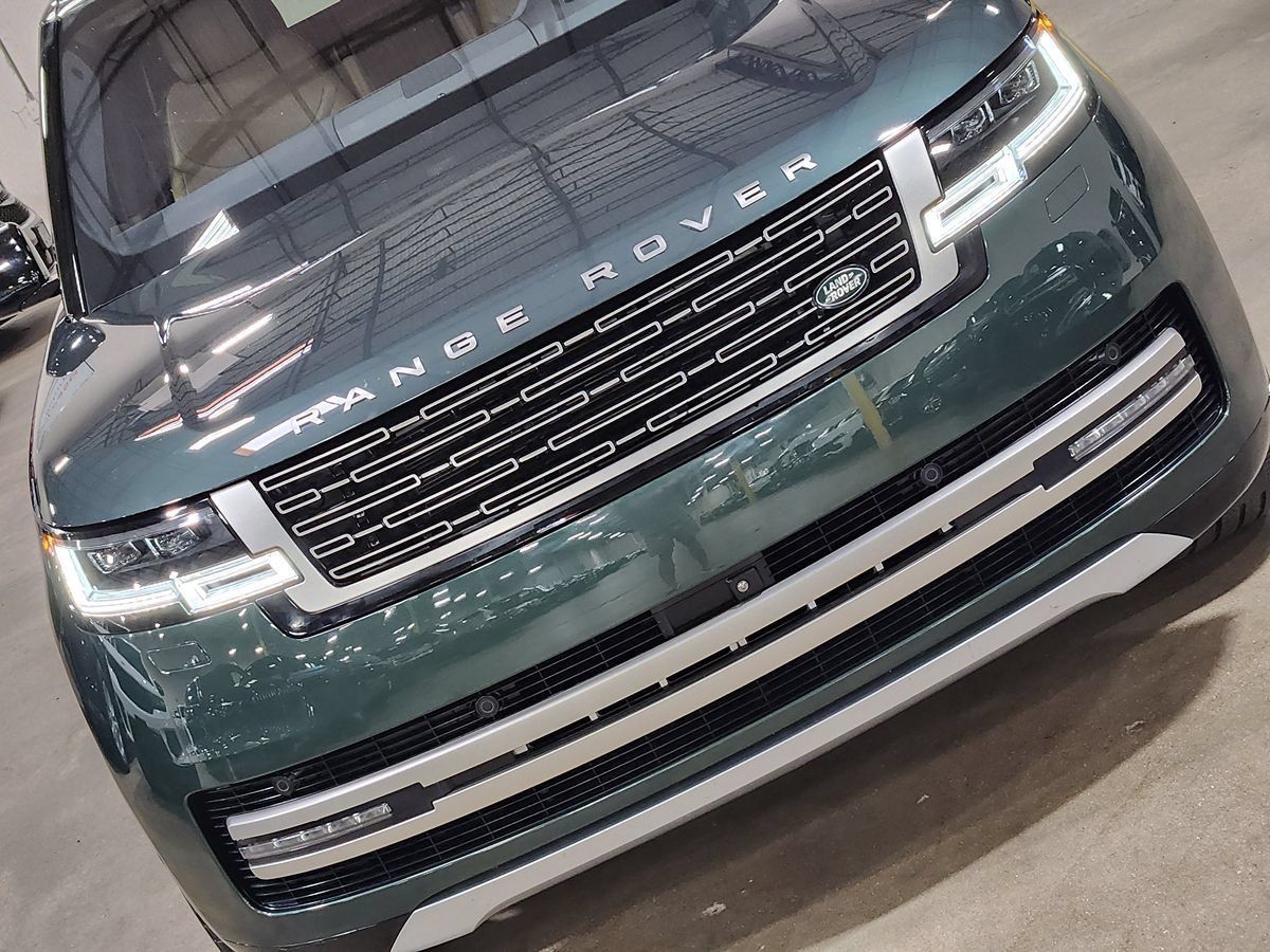 Used 2023 Land Rover Range Rover SE AWD/4WD image 19
