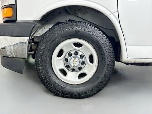 Used 2020 Chevrolet Express 3500 LT w/ LT Preferred Equipment Group image 30