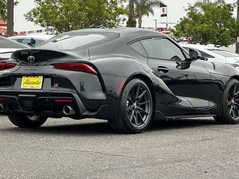 Used 2024 Toyota Supra Premium w/ Driver Assist Package RWD image 4