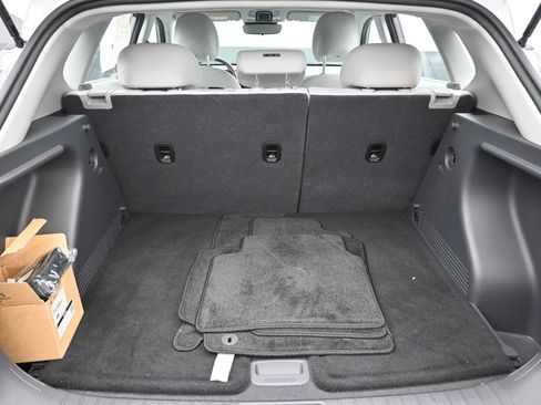 Certified 2024 Hyundai Kona SE AWD/4WD image 23