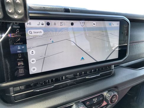 Used 2024 Jeep Wrangler Unlimited Rubicon 392 image 18