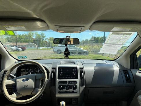 Used 2010 Ford Edge SE FWD image 9