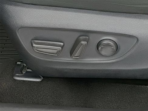 Certified 2025 Toyota RAV4 XLE image 19