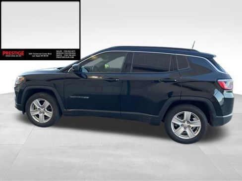 Used 2022 Jeep Compass Latitude image 8