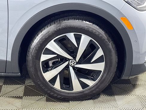 Certified 2024 Volkswagen ID.4 2WD image 23