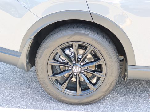 Used 2024 Honda CR-V Sport image 11